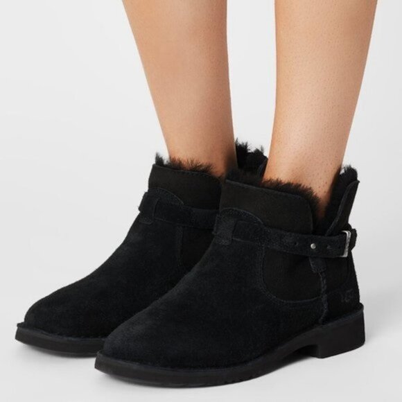 UGG UGG Elisa Genuine Shearling Bootie - Picture 1 of 14